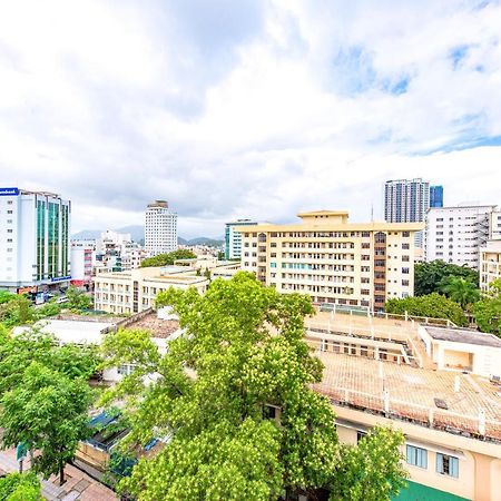 Minh Cat Hotel Нячанг Екстер'єр фото